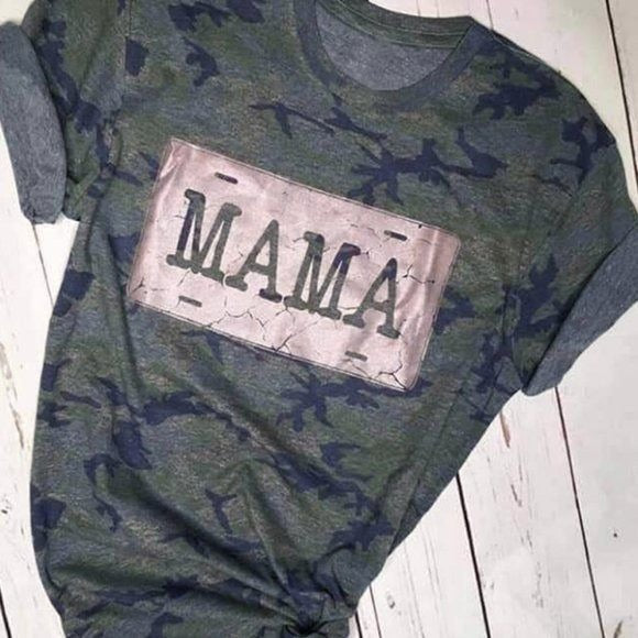 Women Green Graphic Camo Tee