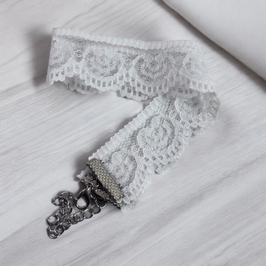 White Vintage Women Lace Choker