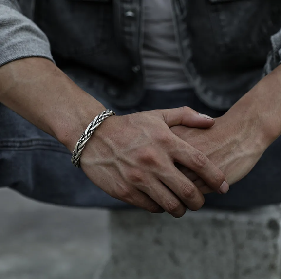 Pulsera trenzada abierta para hombre