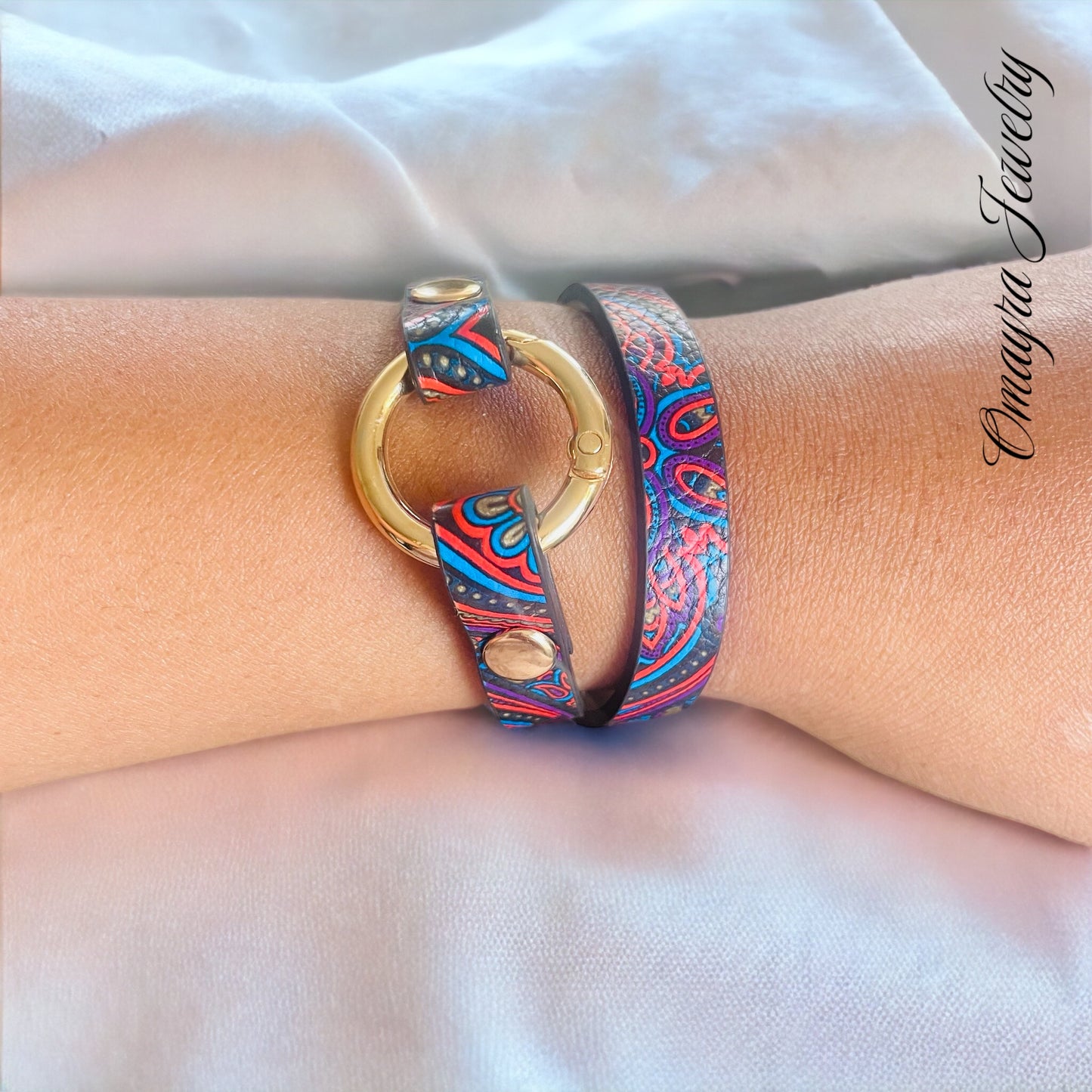 Pulsera de cuero multicolor para mujer