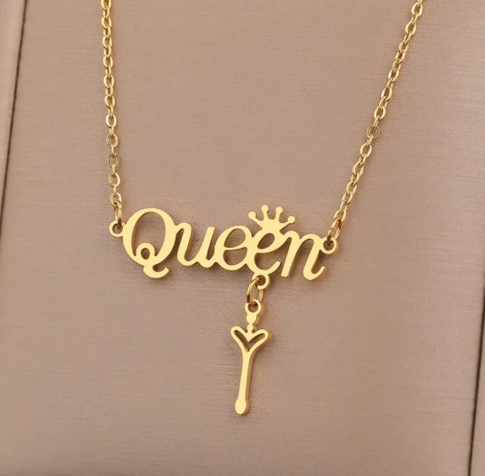 Collar con llave de corazón de reina para mujer