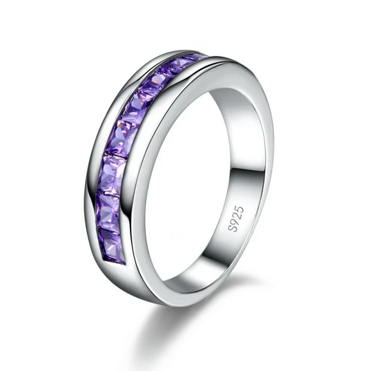 Anillo morado de plata esterlina de lujo