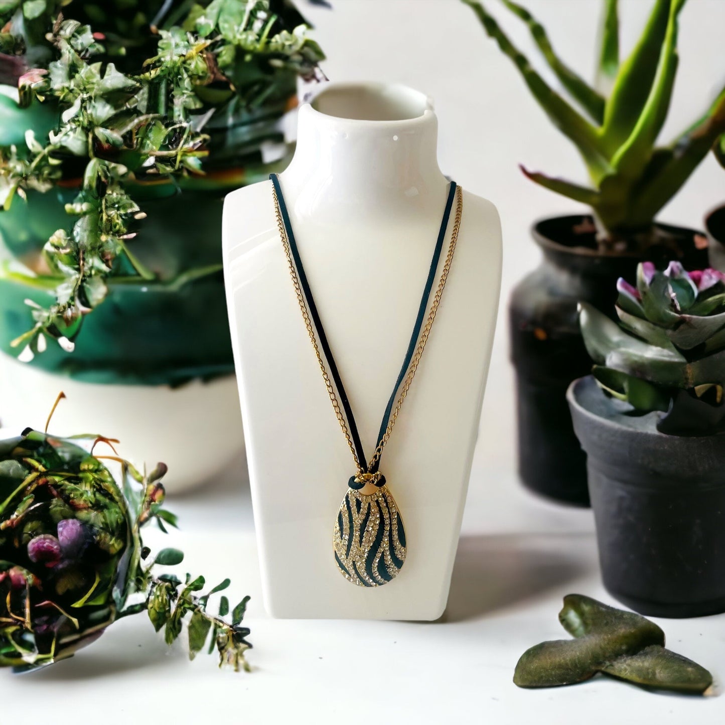 Black and Gold Women Long zebra Pattern Necklace